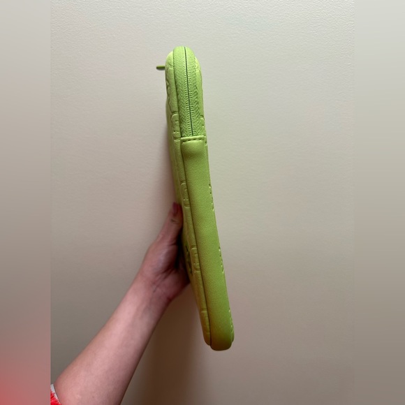 Micheal Kors İPad Sleeve Case - Picture 4 of 9